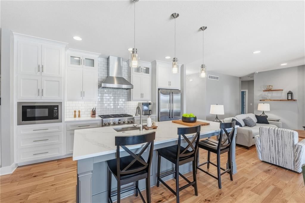 4224 S White Sands Court — photo 8