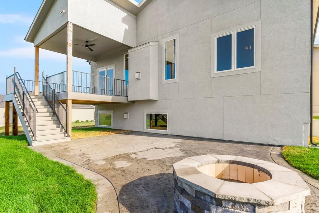 25009 W 112th Street — photo 36