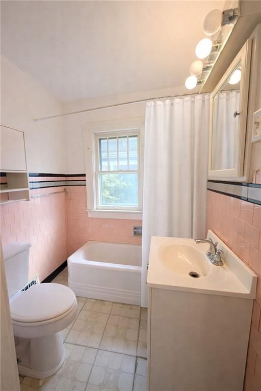 5727 Tracy Avenue — photo 13