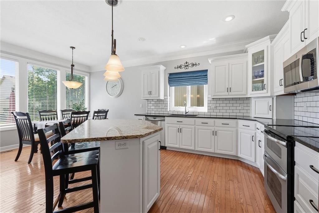7709 W 145th Street — photo 14