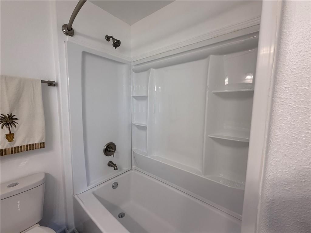 112 E High Street — photo 15