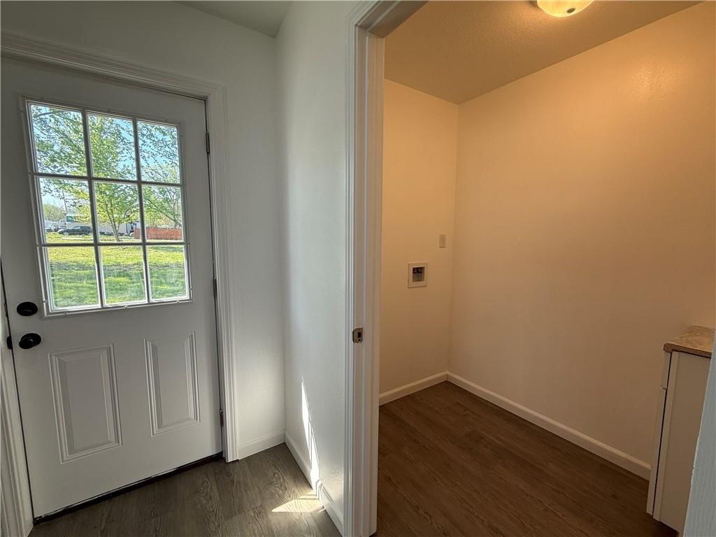 112 E High Street — photo 20