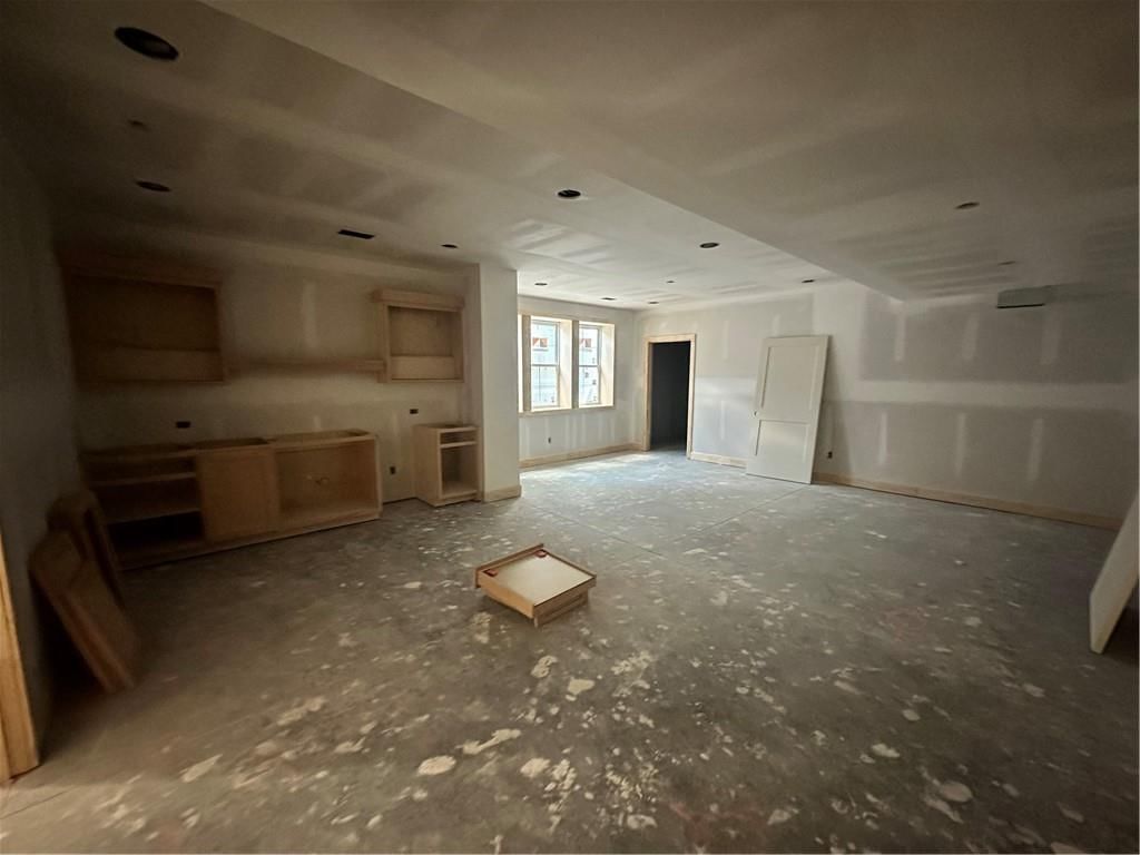 7111 Linden Street — photo 32