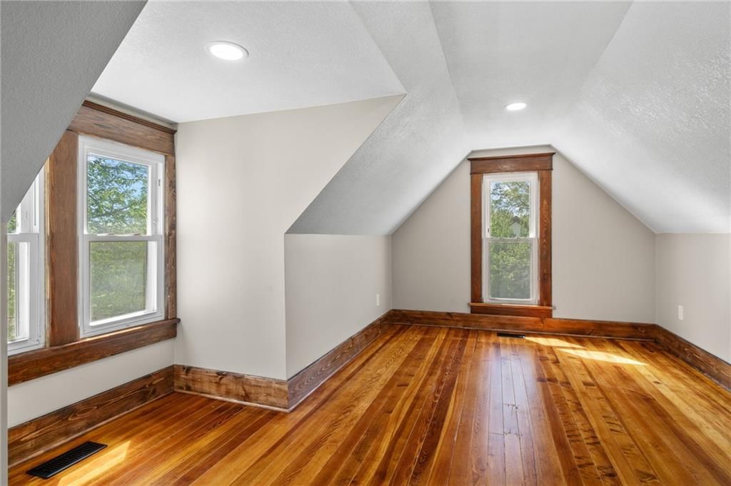 210 Winner Avenue — photo 16