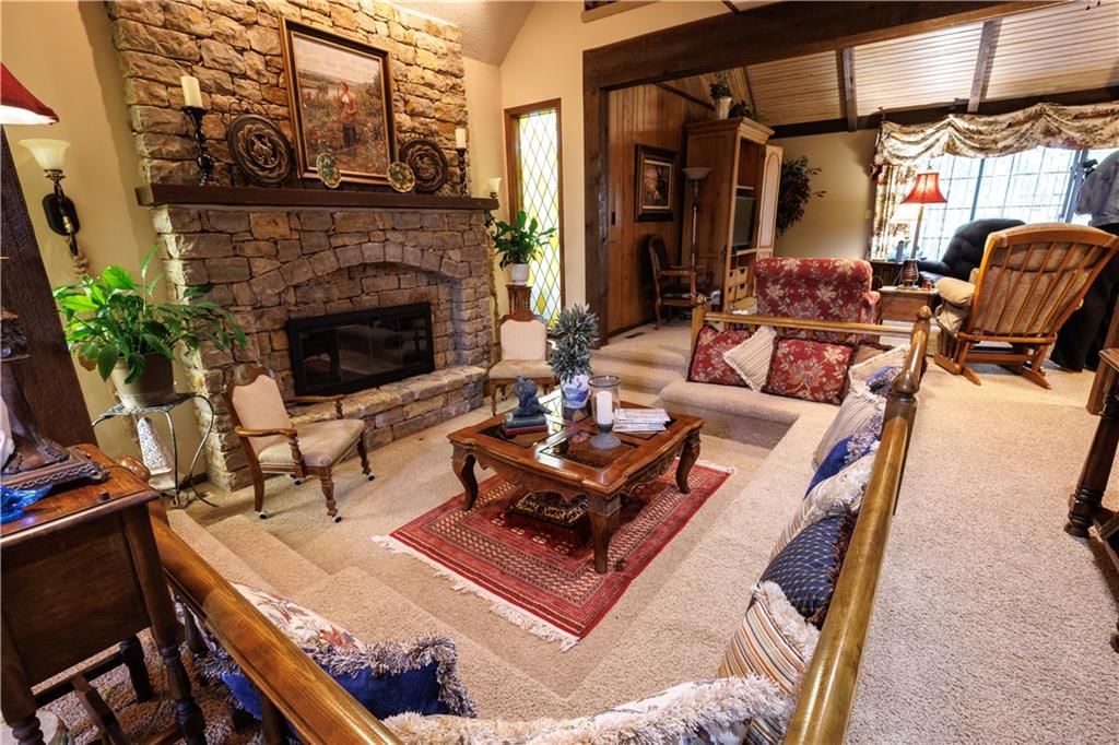 5611 NW Oak Ridge Court — photo 16