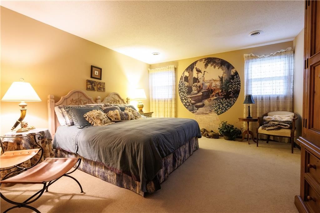 5611 NW Oak Ridge Court — photo 28