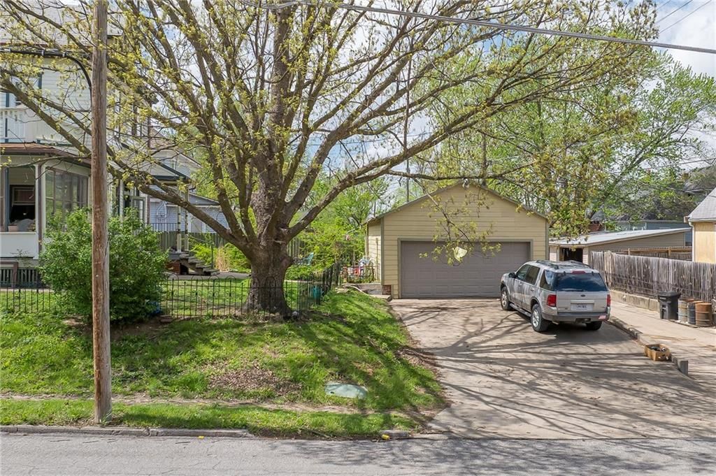 2521 Lafayette Street — photo 23