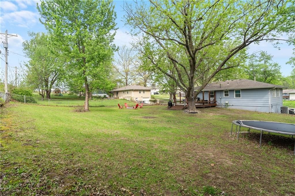 329 Lincoln Drive — photo 19