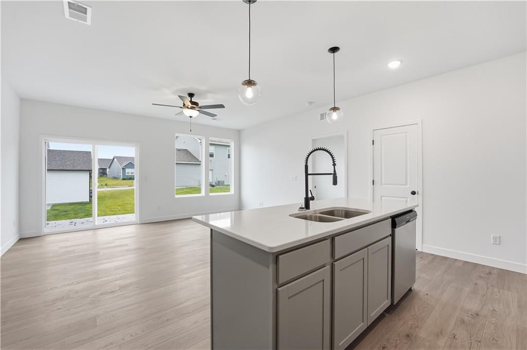 12405 S Acacia Drive — photo 6