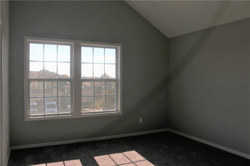 2259 W Elm Street — photo 21