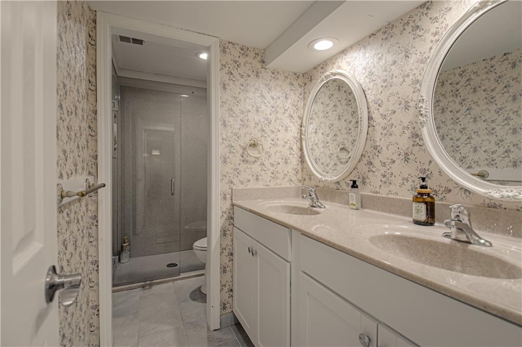 5801 W 164th Street — photo 31