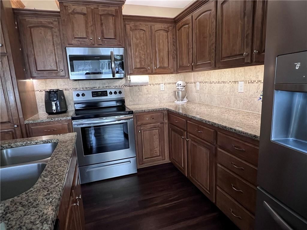 452 Ash Court — photo 10