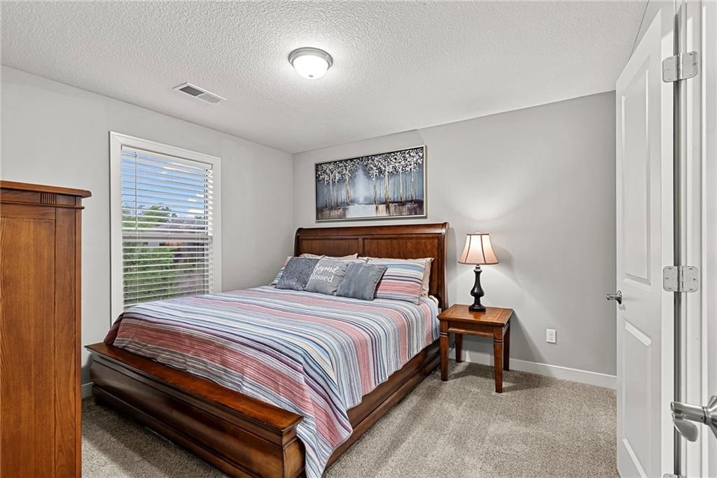 11398 S Longview Road — photo 30
