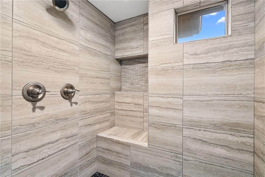 11398 S Longview Road — photo 41