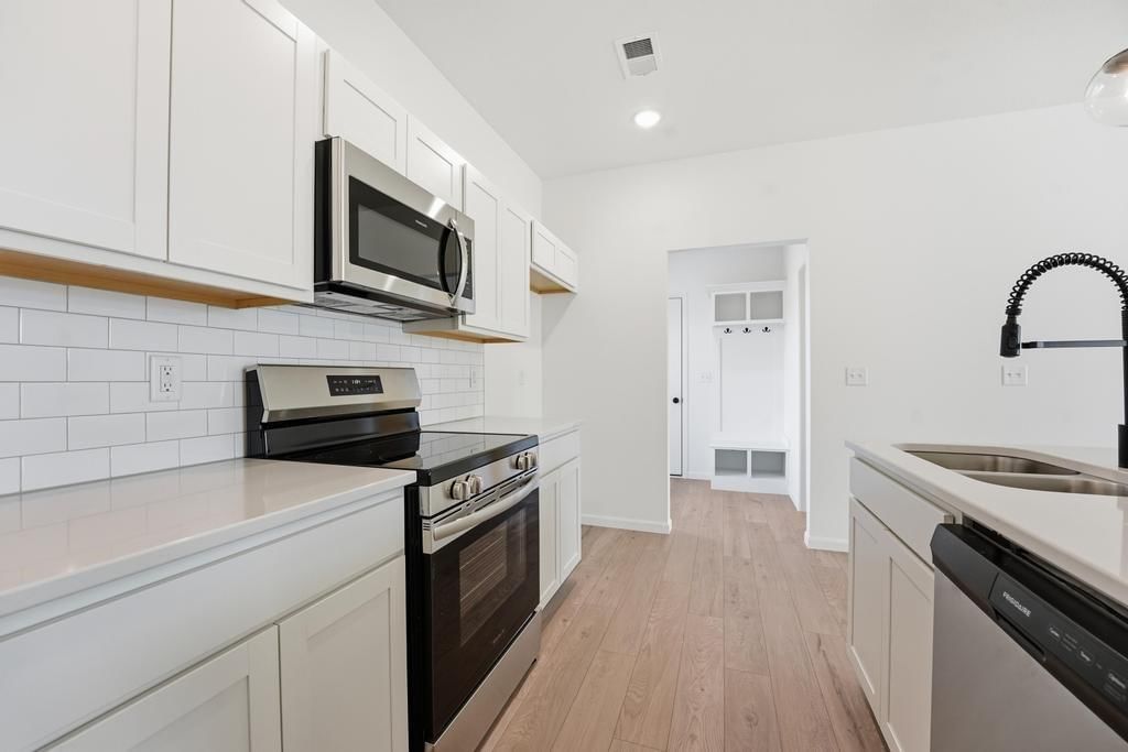 12401 S Acacia Drive — photo 5