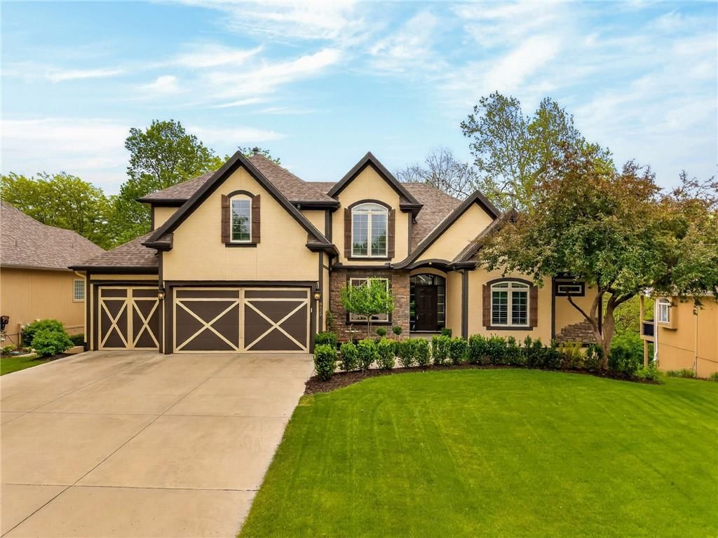 8829 N Glenwood Avenue, Kansas City, MO