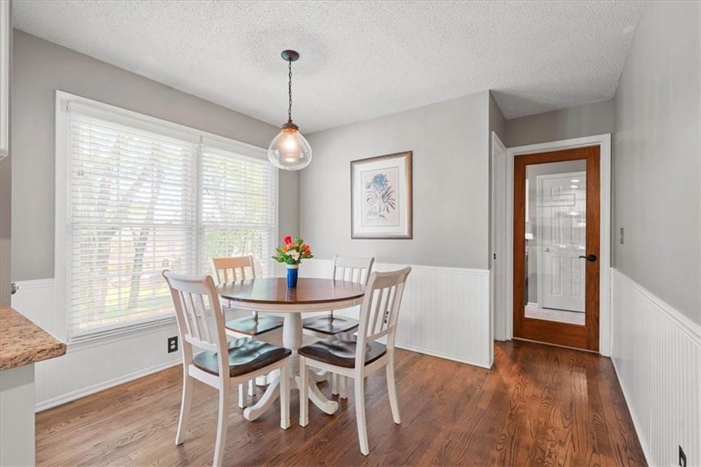 7816 W 115th Street — photo 11