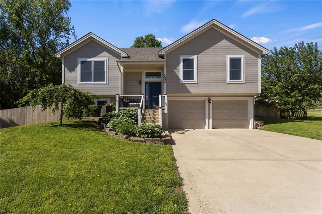 1004 Sloan Circle, Kearney, MO
