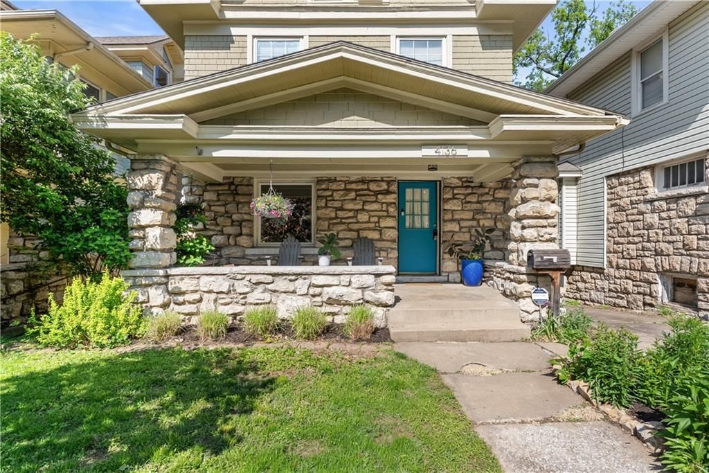4136 CHARLOTTE Street, Kansas City, MO