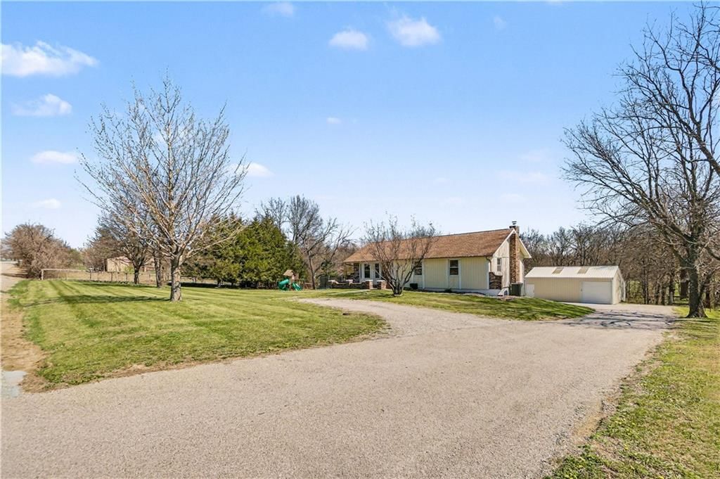 6721 SE Isley Drive — photo 4