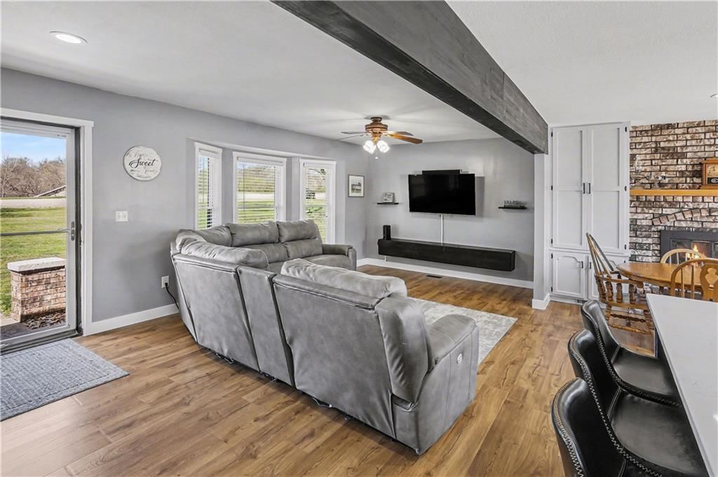 6721 SE Isley Drive — photo 8