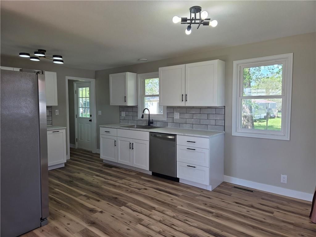 216 Williams Street — photo 4