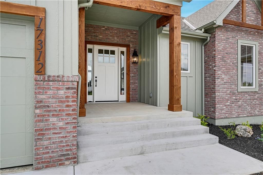 17312 Earnshaw Street — photo 4