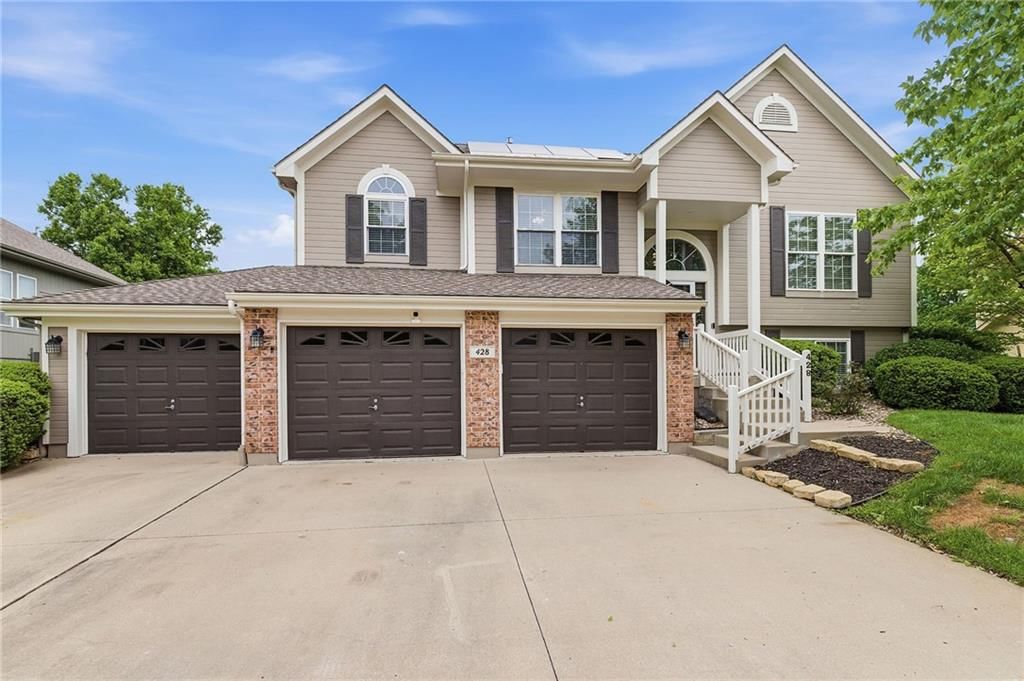 428 SW Seagull Street, Lee's Summit, MO