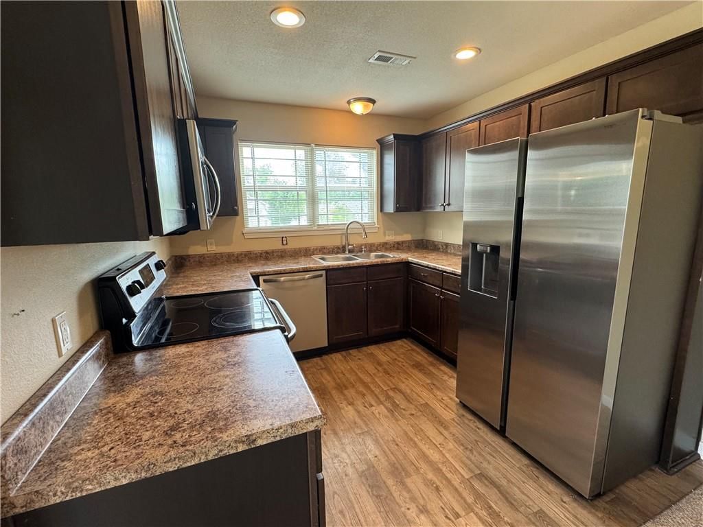 7841 Troup Court — photo 3