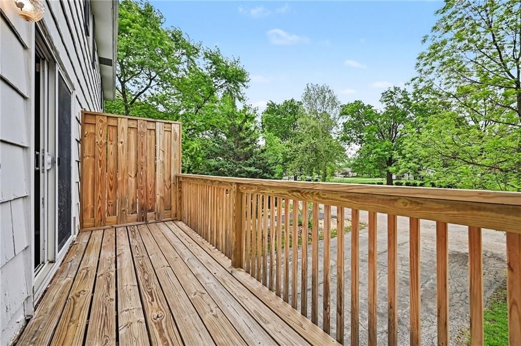 Photo 20 of 28 - 8011 E 88th Street