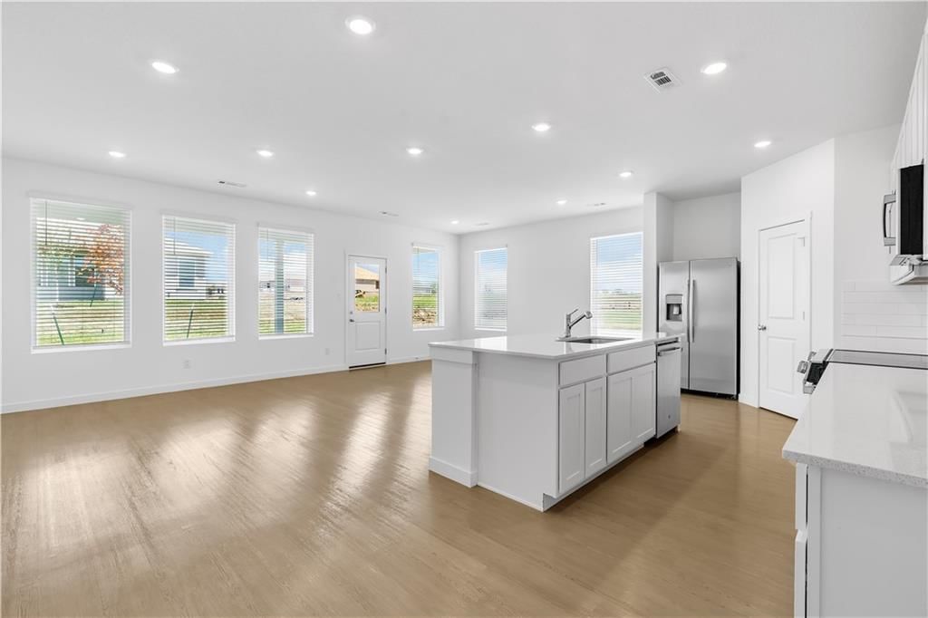 22532 W 214th Terrace — photo 7