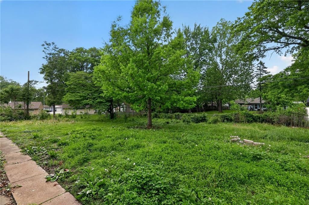 7106 E 107 Terrace — photo 8