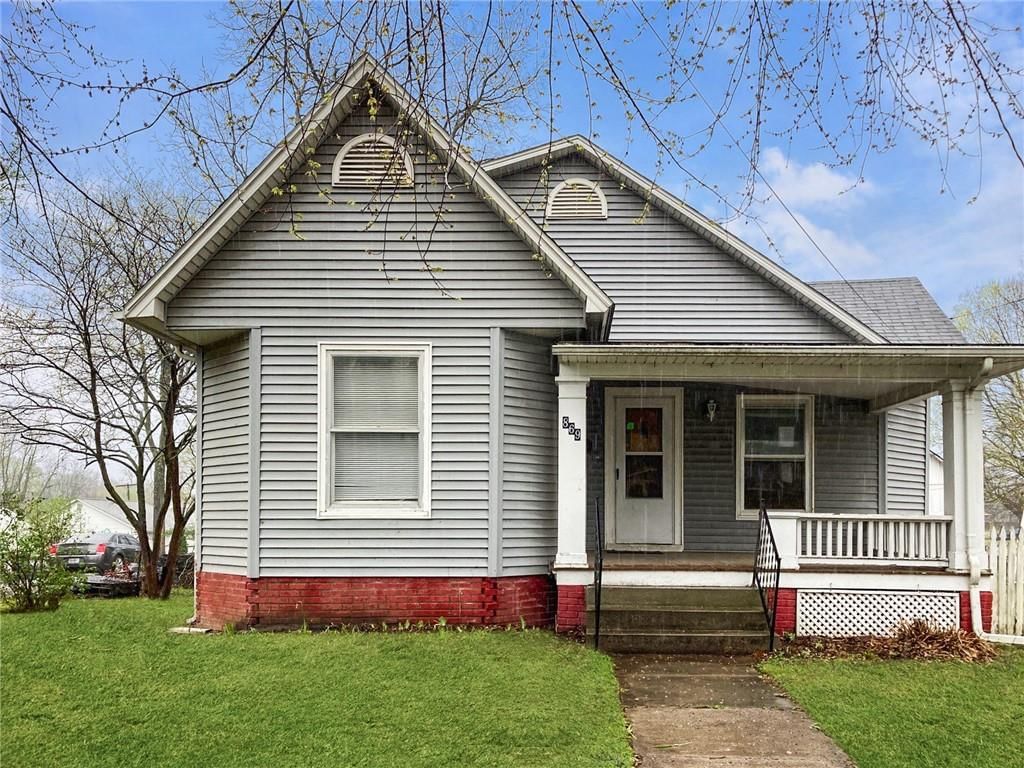869 S Redman Avenue, Marshall
