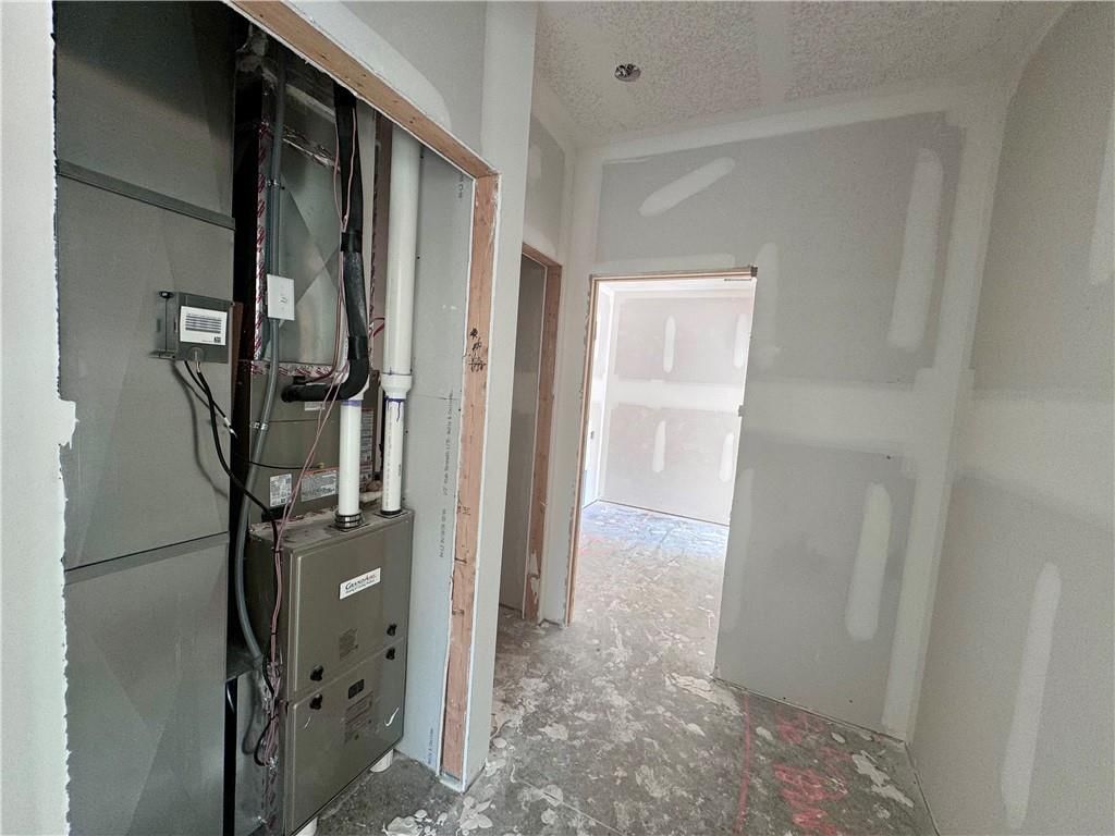 8479 Eagle Creek Drive — photo 4