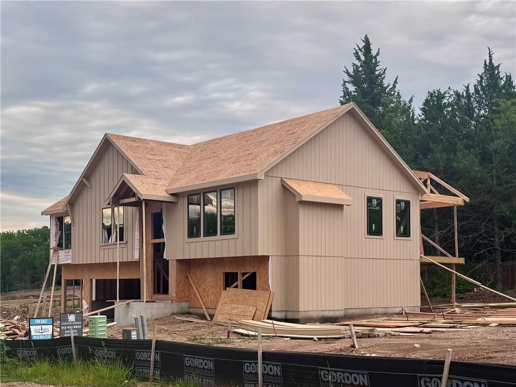 8663 Eagle Creek Drive — photo 3