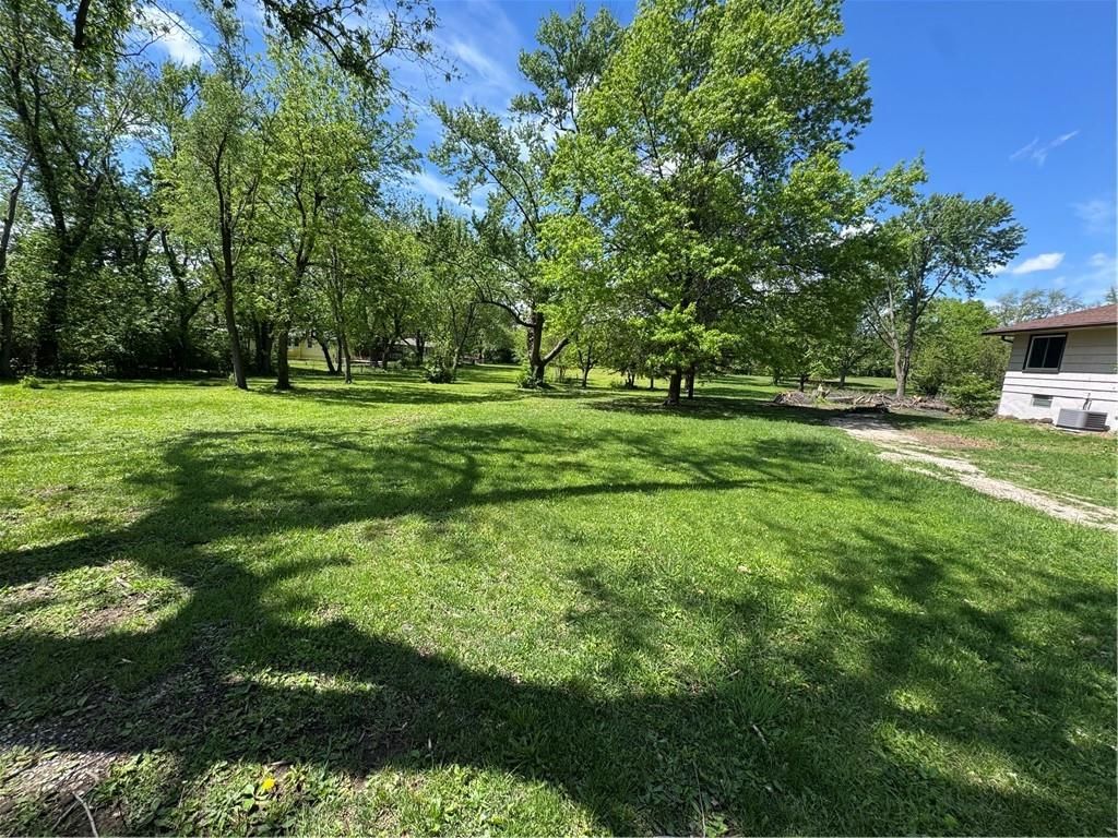 13816 Norby Street, Grandview, MO