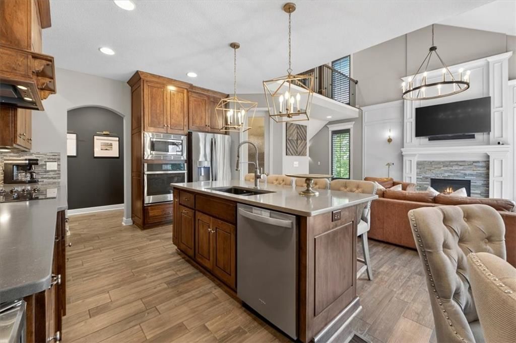 1301 NE TIMBERLINE Court — photo 24