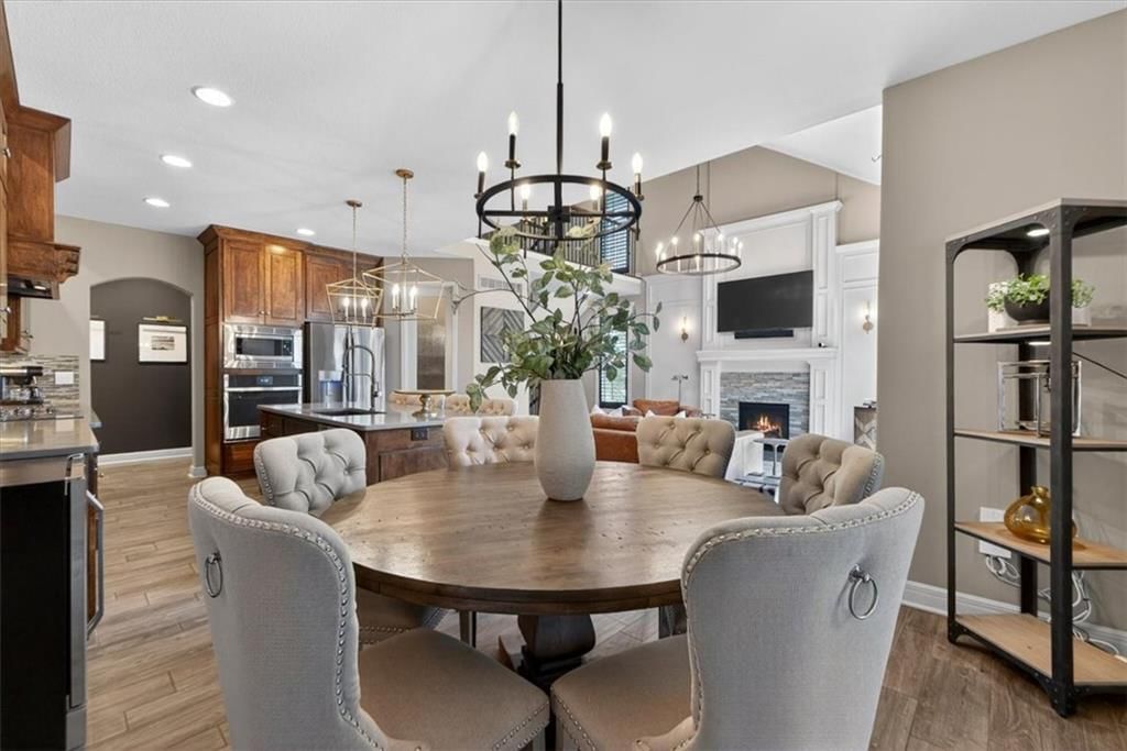 1301 NE TIMBERLINE Court — photo 30