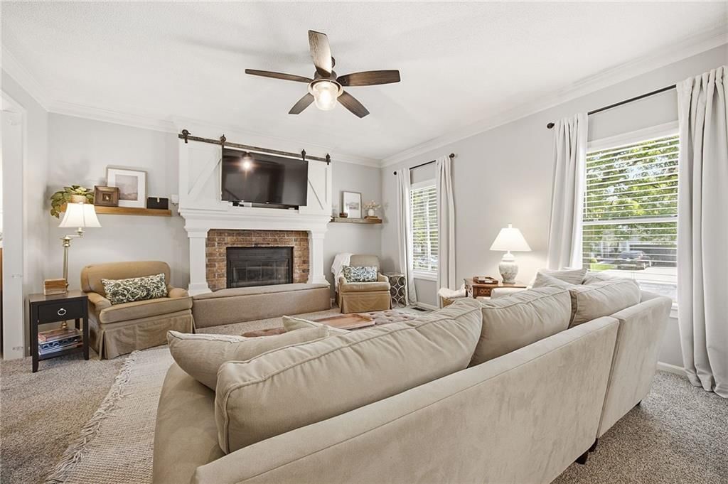 15516 Glenwood Avenue — photo 3