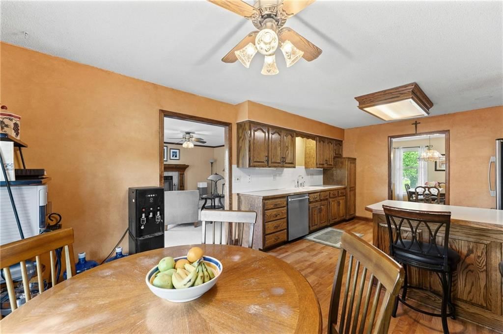 7912 N Olive Street — photo 17