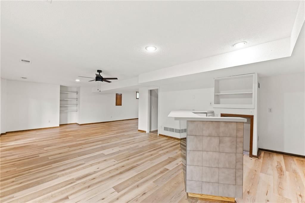 7912 N Olive Street — photo 38