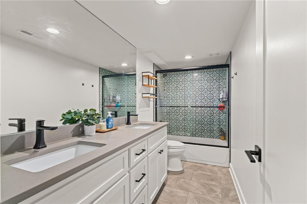 7205 W 101st Street — photo 44