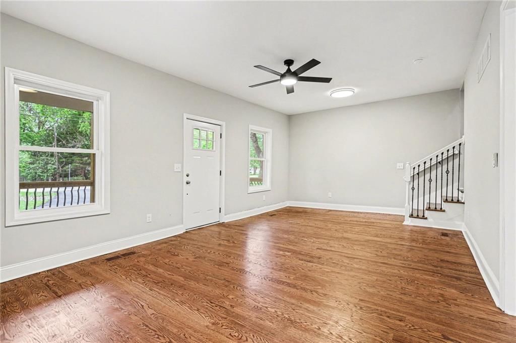 5615 Knox Avenue — photo 7