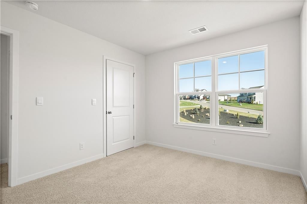 Photo 23 of 43 - 17813 Green Road, Gardner, KS 66030