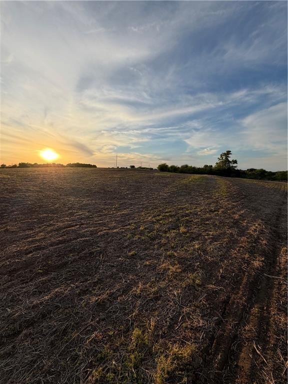 NE Irwin Road — photo 7