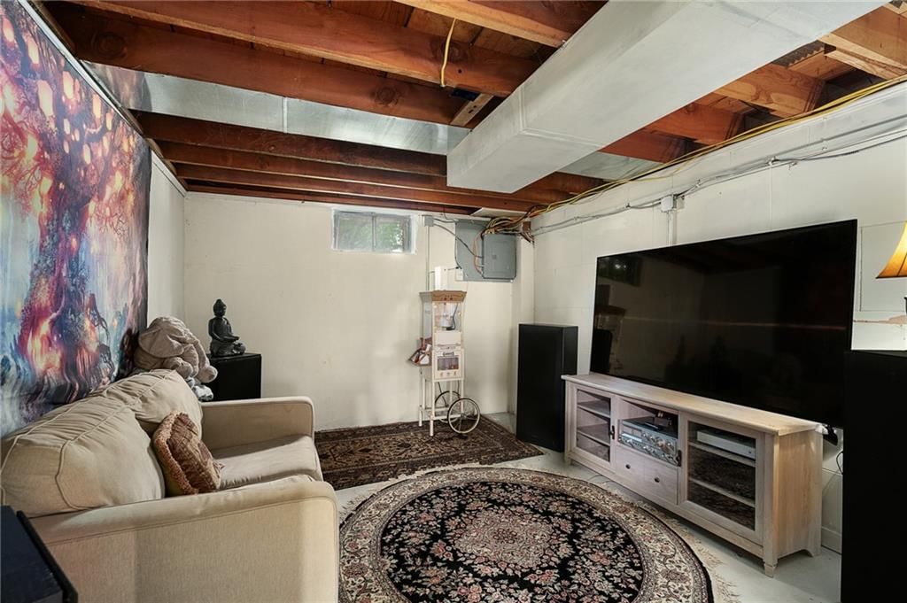 336 E Park Street — photo 21