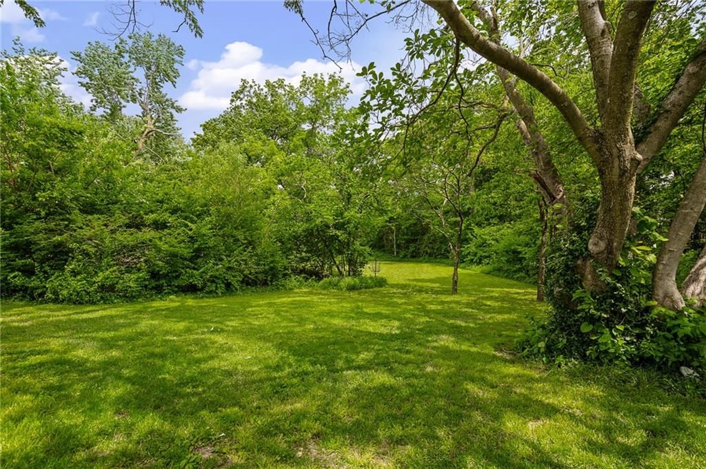 336 E Park Street — photo 27