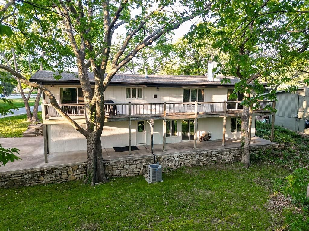 250 Arapahoe Circle E — photo 41
