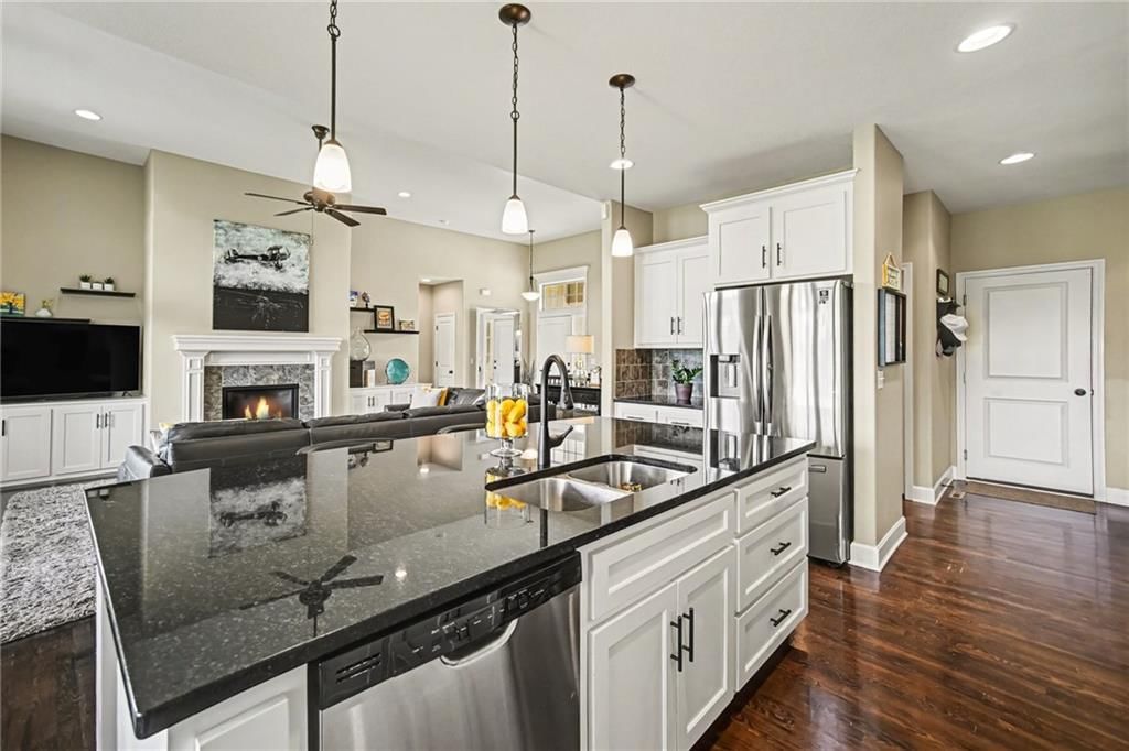 9409 N Wayne Court — photo 11