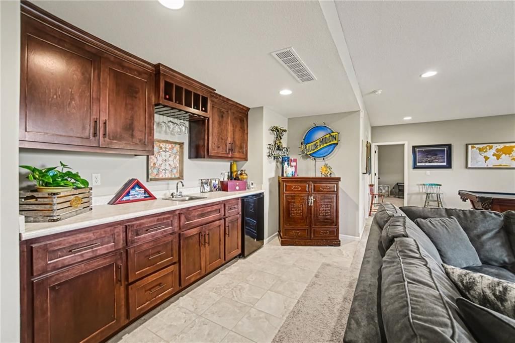 9409 N Wayne Court — photo 24